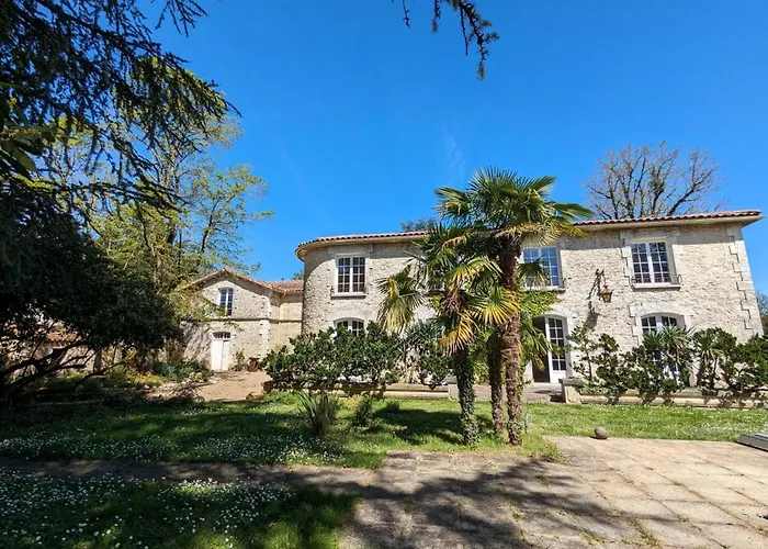 Сasa de vacaciones Grande Maison Avec Piscine Privée, Wifi Et Animaux Acceptés Pour 15 Pers. - Fr-1-653-282