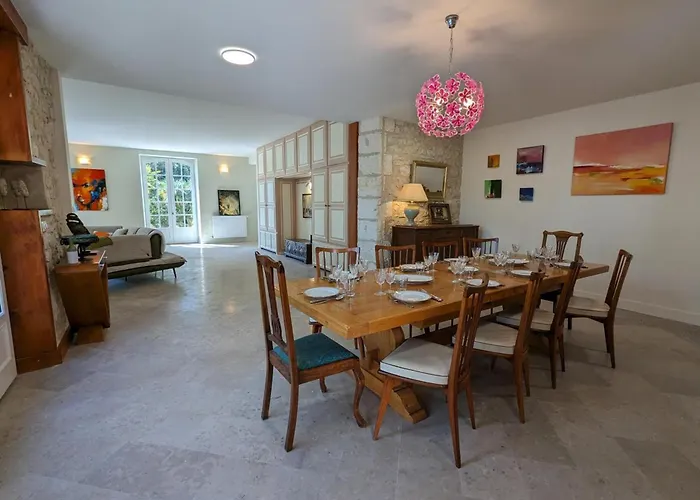 Grande Maison Avec Piscine Privée, Wifi Et Animaux Acceptés Pour 15 Pers. - Fr-1-653-282 Pranzac